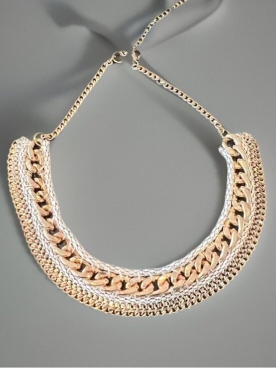 Jewelry - Vintage 90s statement necklace